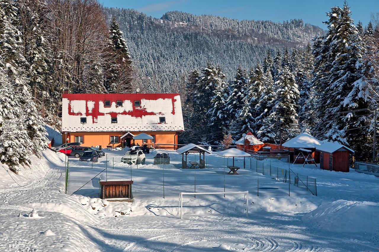 Osrodek Wypoczynkowy Iskra Hotel Piwniczna-Zdroj Exterior foto